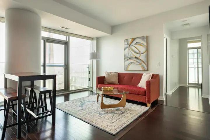 Apartment Elegant Waterfront Downtown / Unobstructed Cn Tower View Toronto